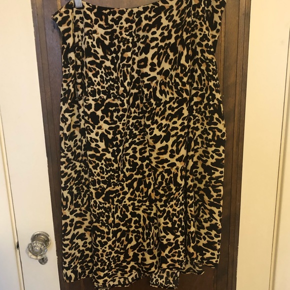 Leopard midi skirt from Eloquii. Size 16. - Picture 3 of 3